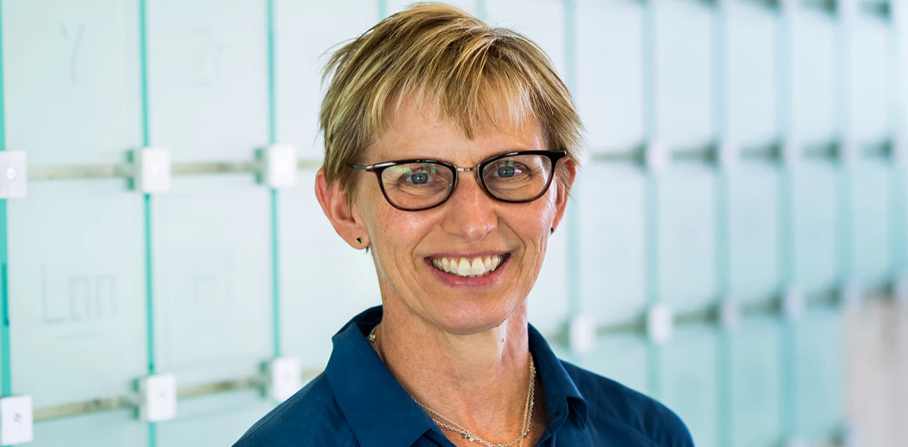 Prof Laura Kiessling visits Edelris